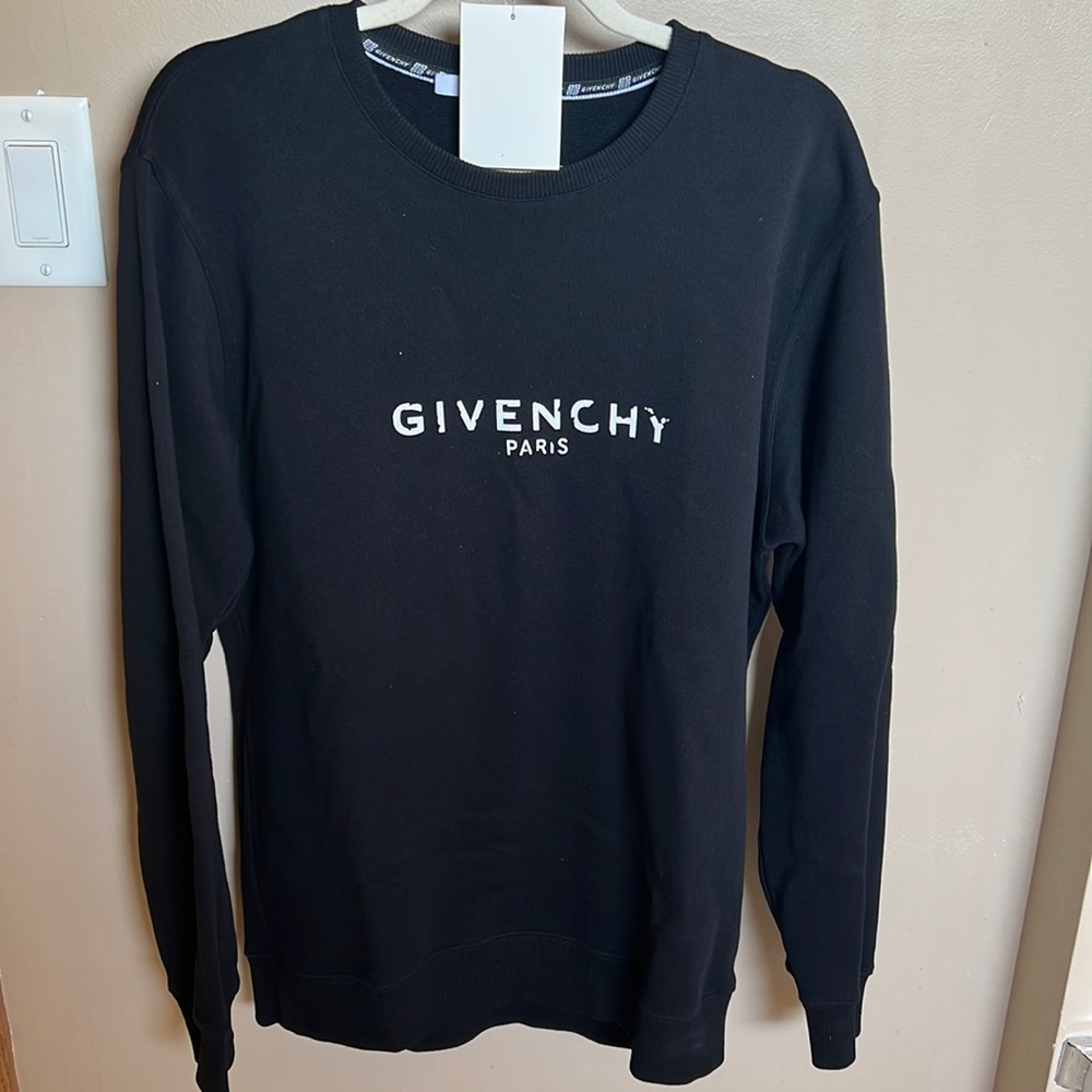 Givenchy logo L/S sweatshirt Size S with tags
